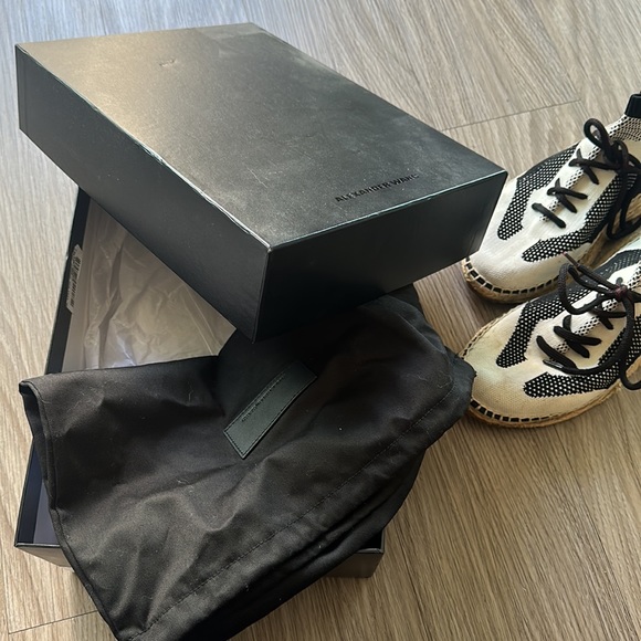Alexander Wang knitted shoes w/ box and dust bag - Picture 3 of 7